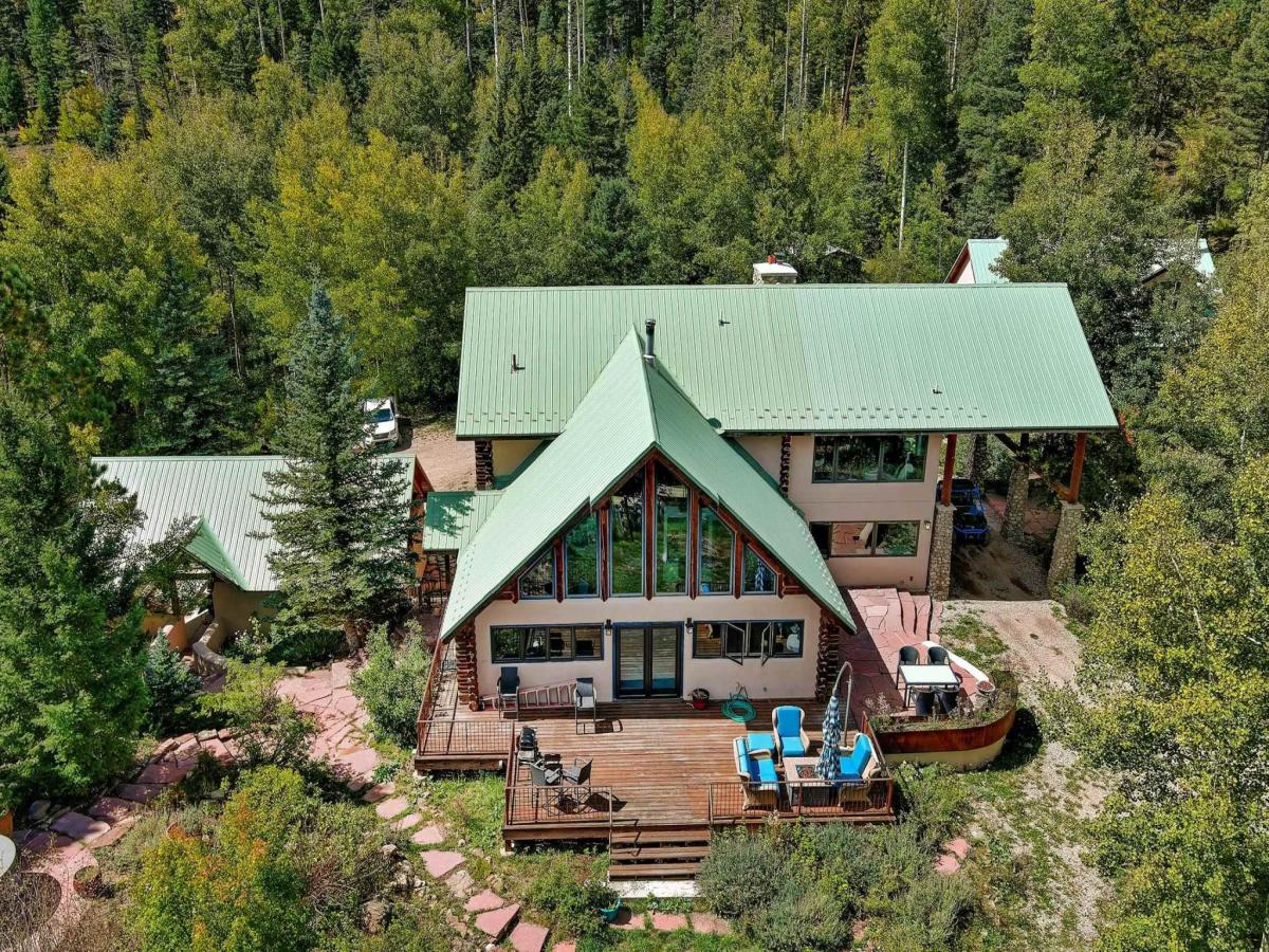 62 Forest Rd 76