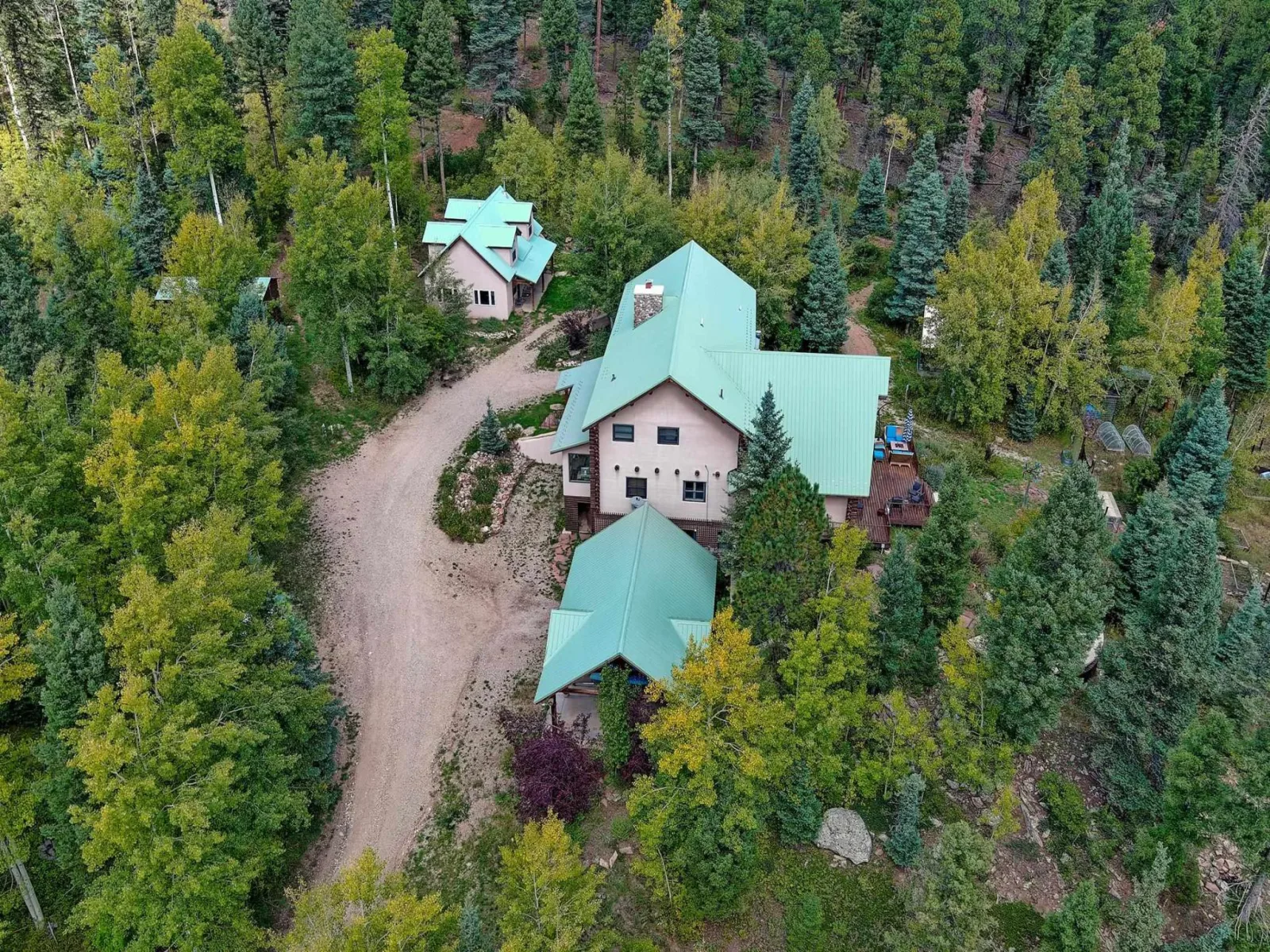 62 Forest Rd 76
