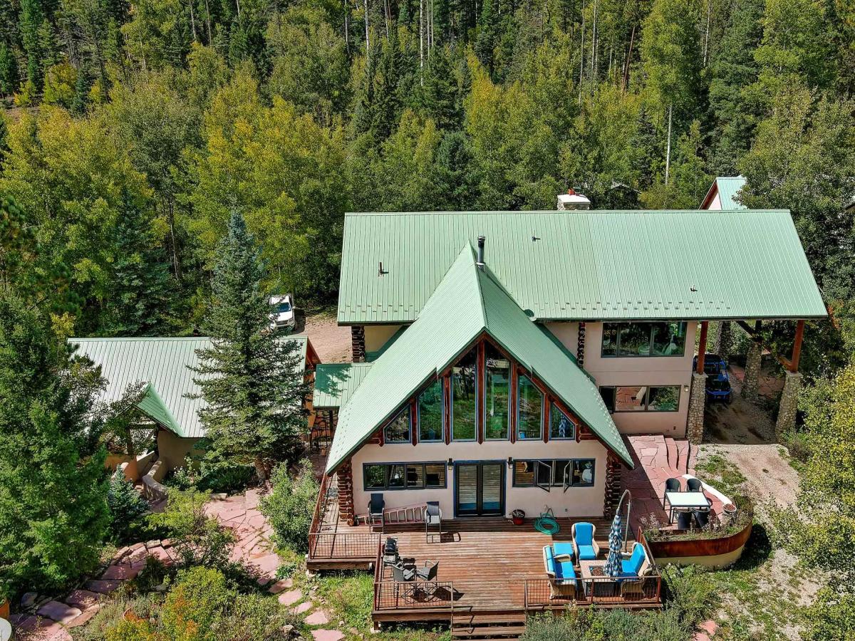 62 Forest Rd 76