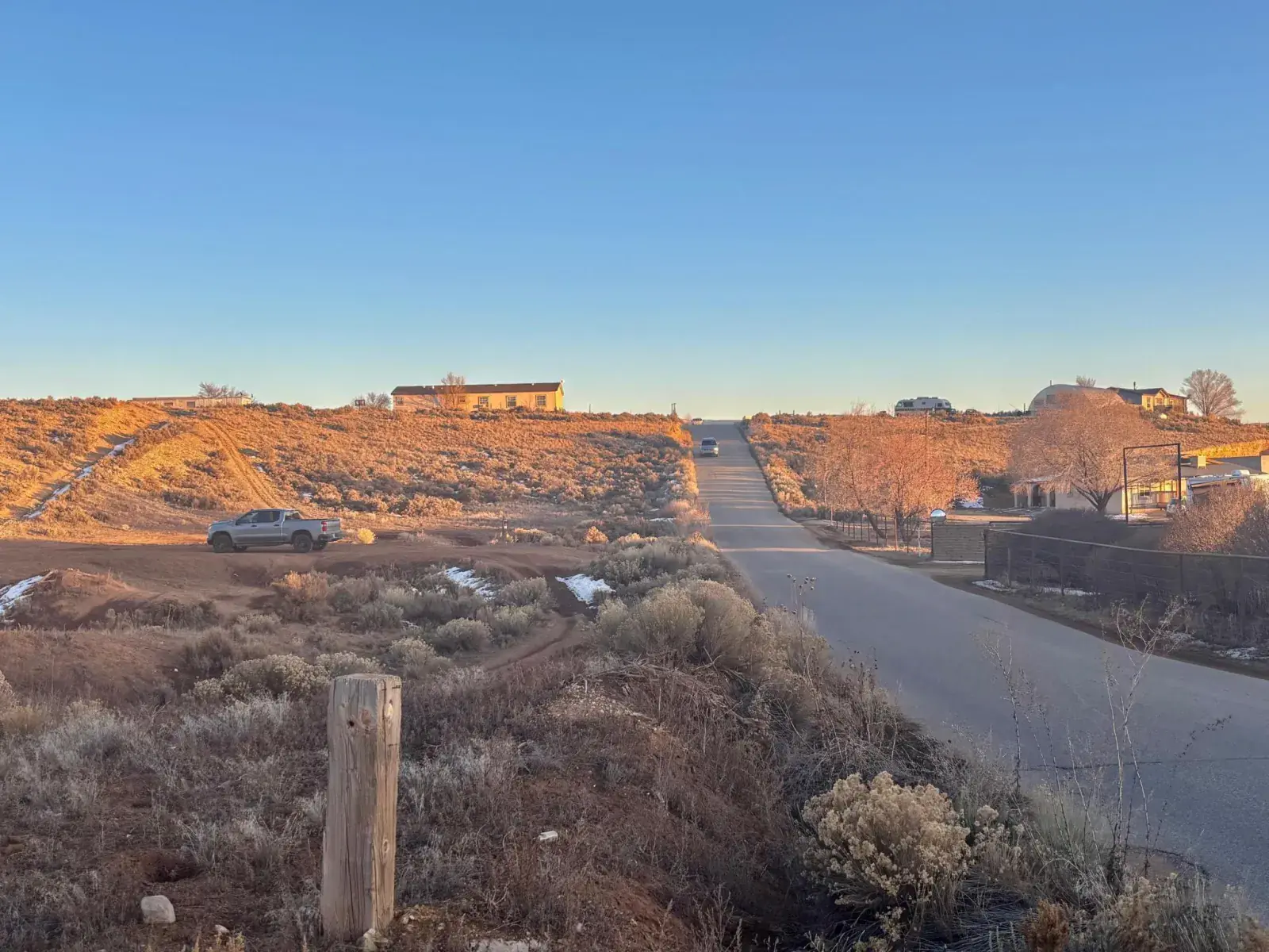 Off Straight Arrow Rd