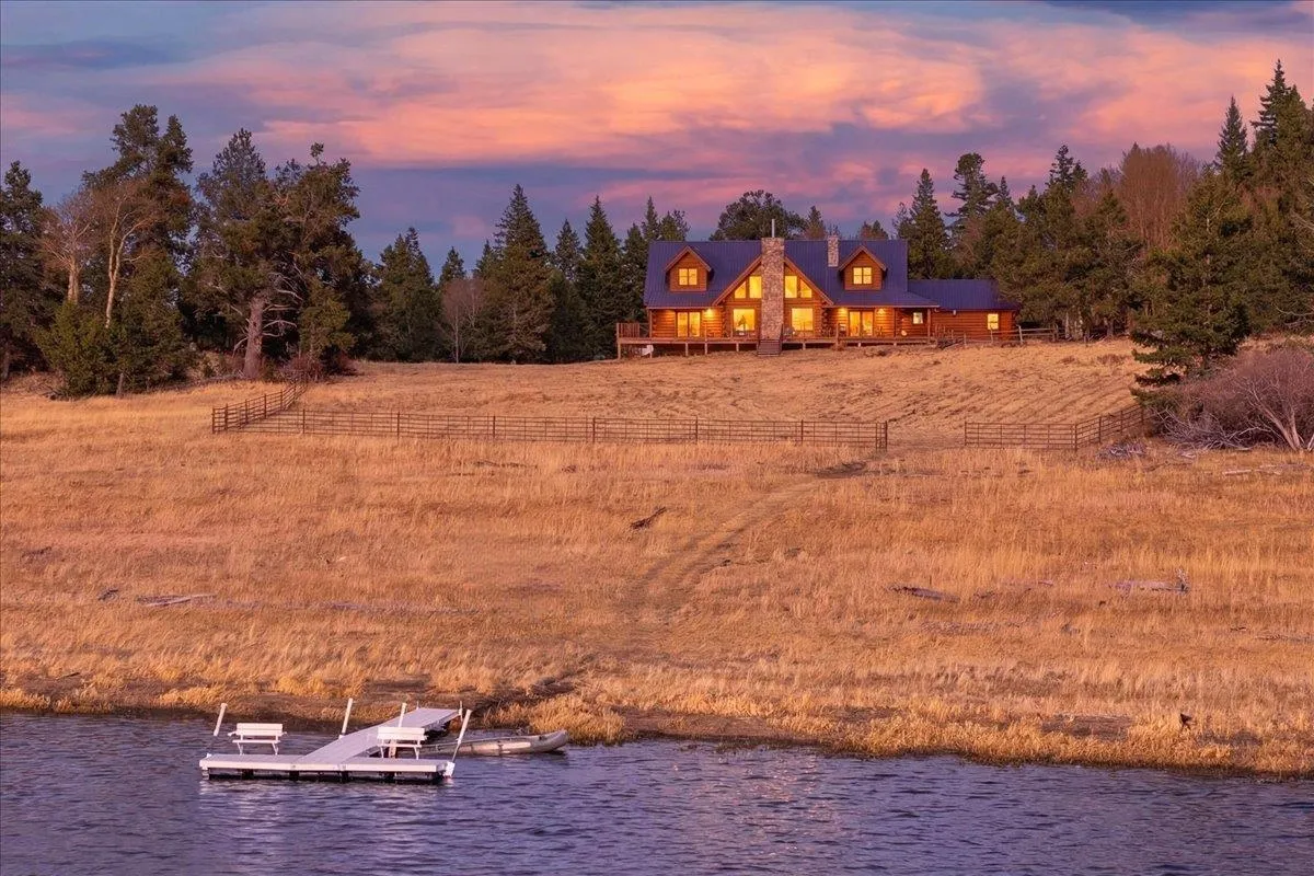 130 Hidden Lake Circle