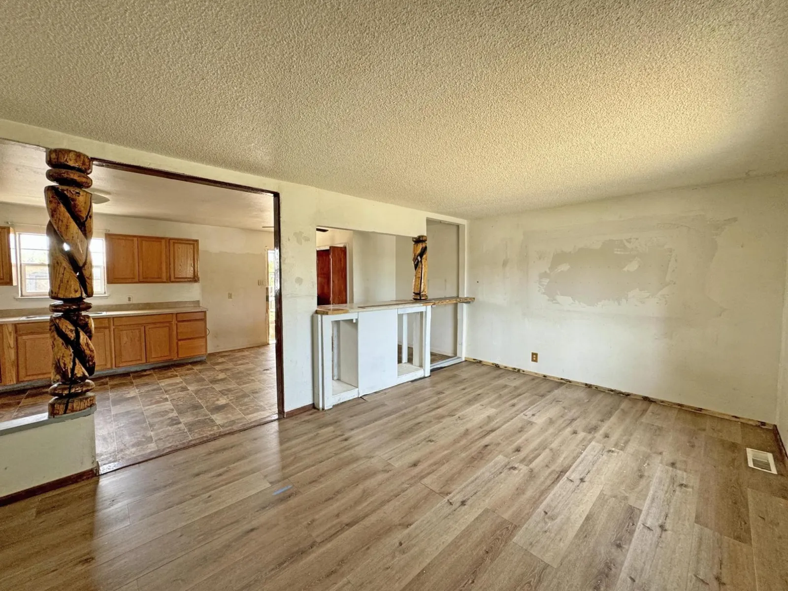 1009 Camino de la Serna