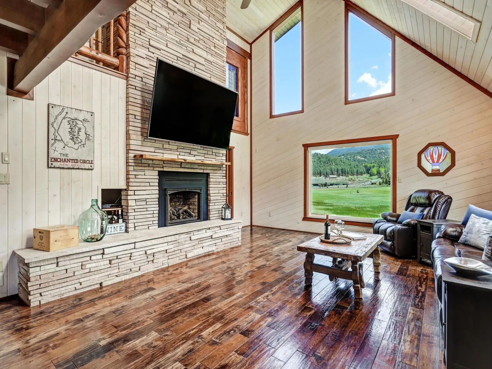13 Woodlands