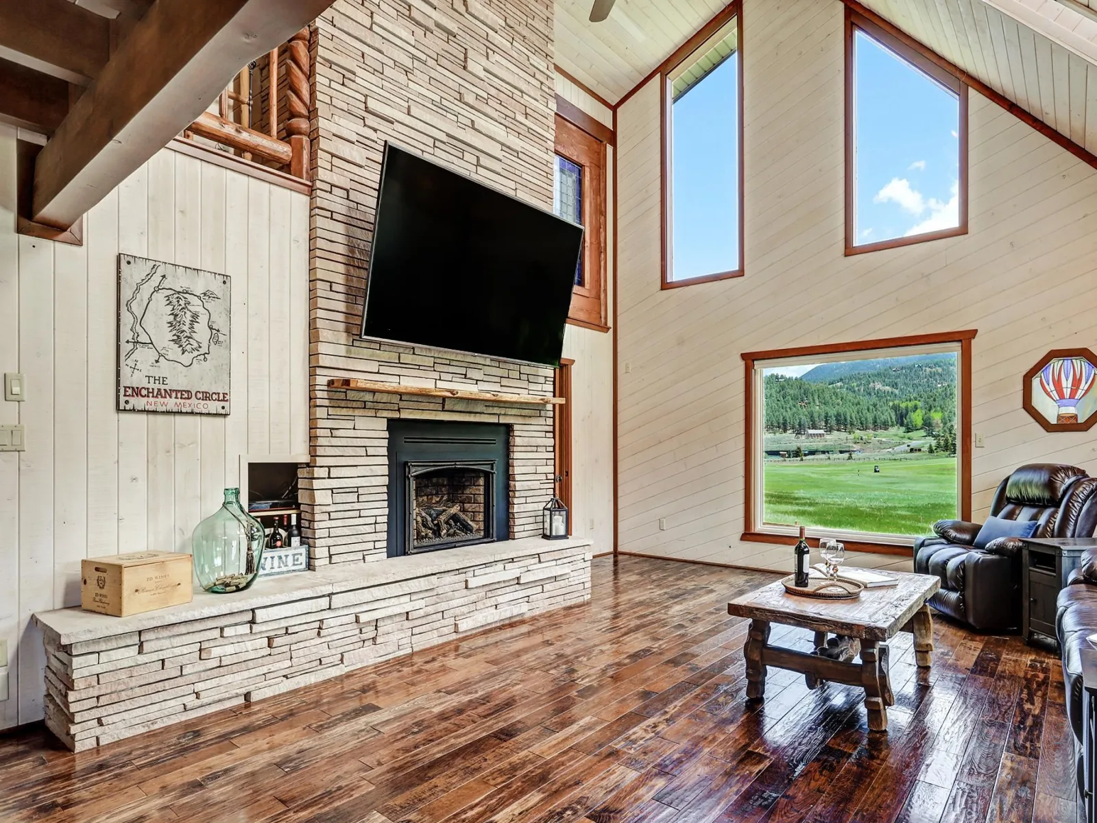 13 Woodlands