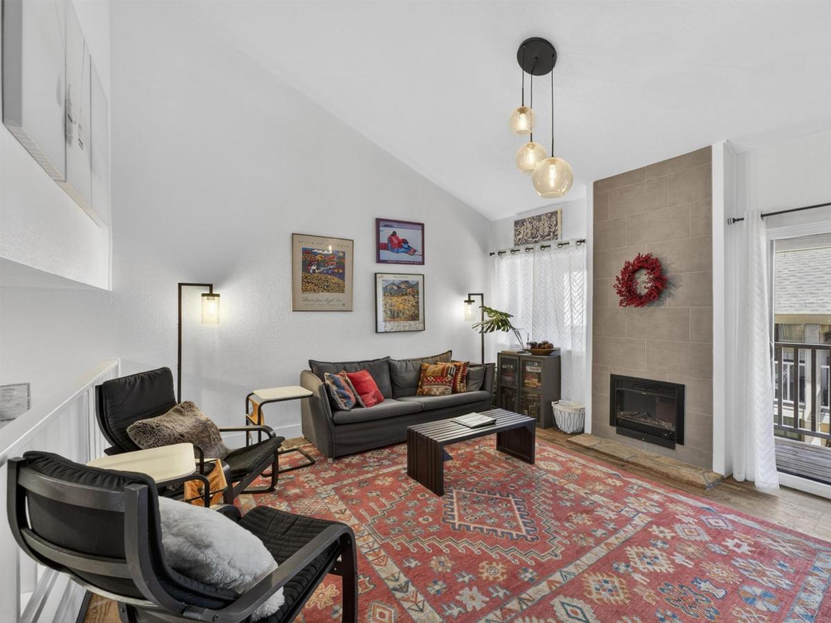 MLS #115049 image #0