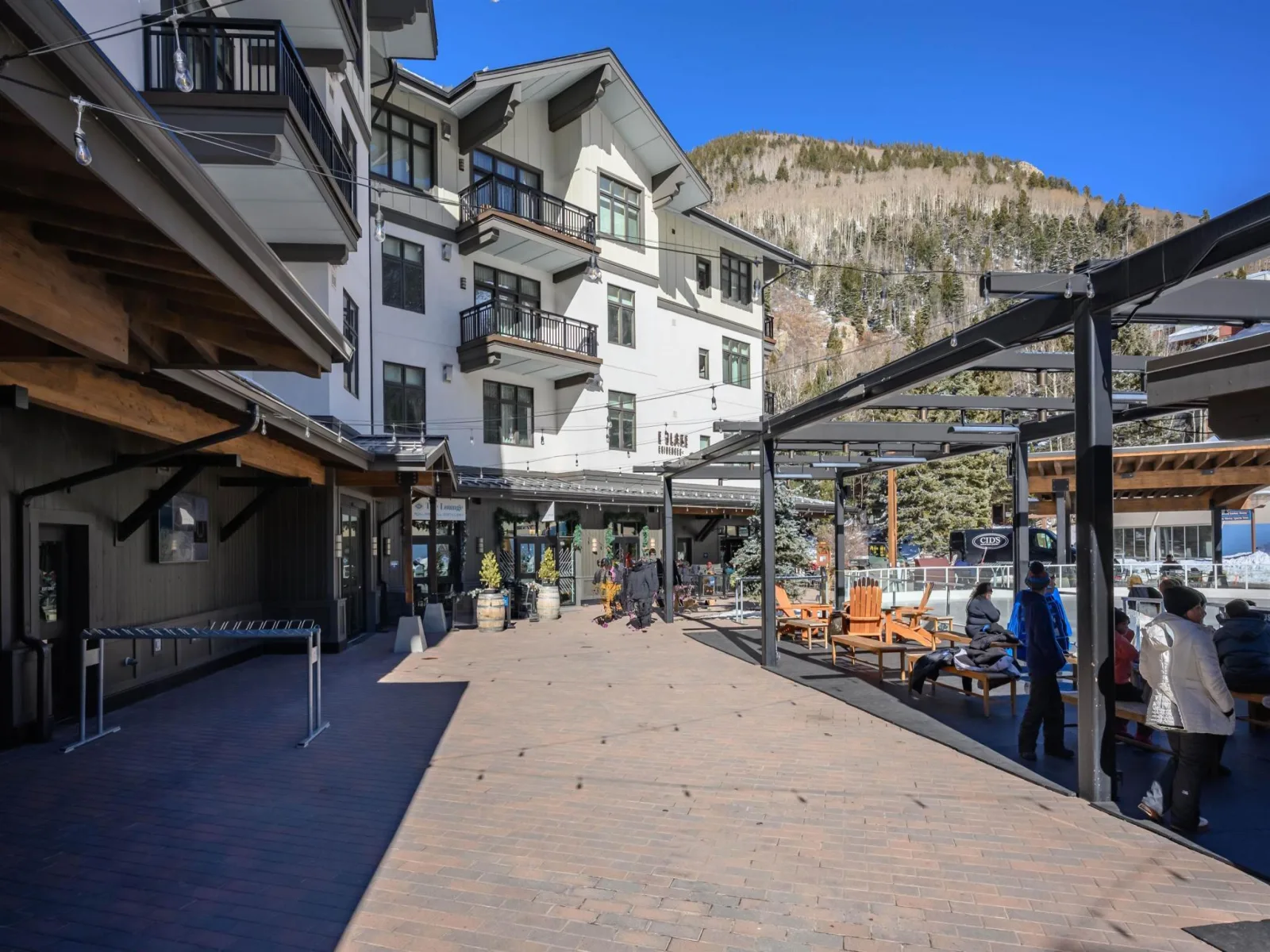 116 Sutton Place