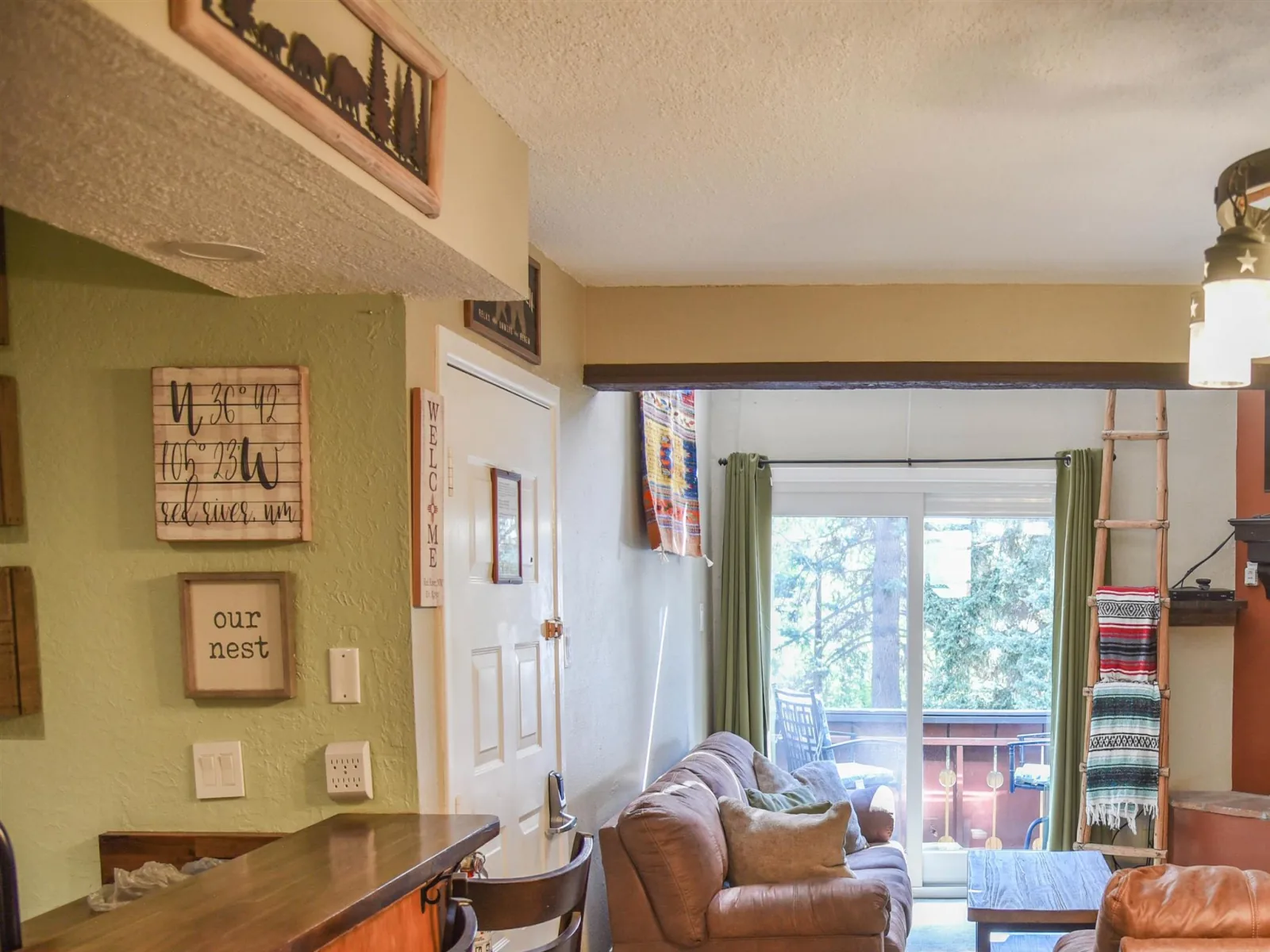 303 Pioneer Rd