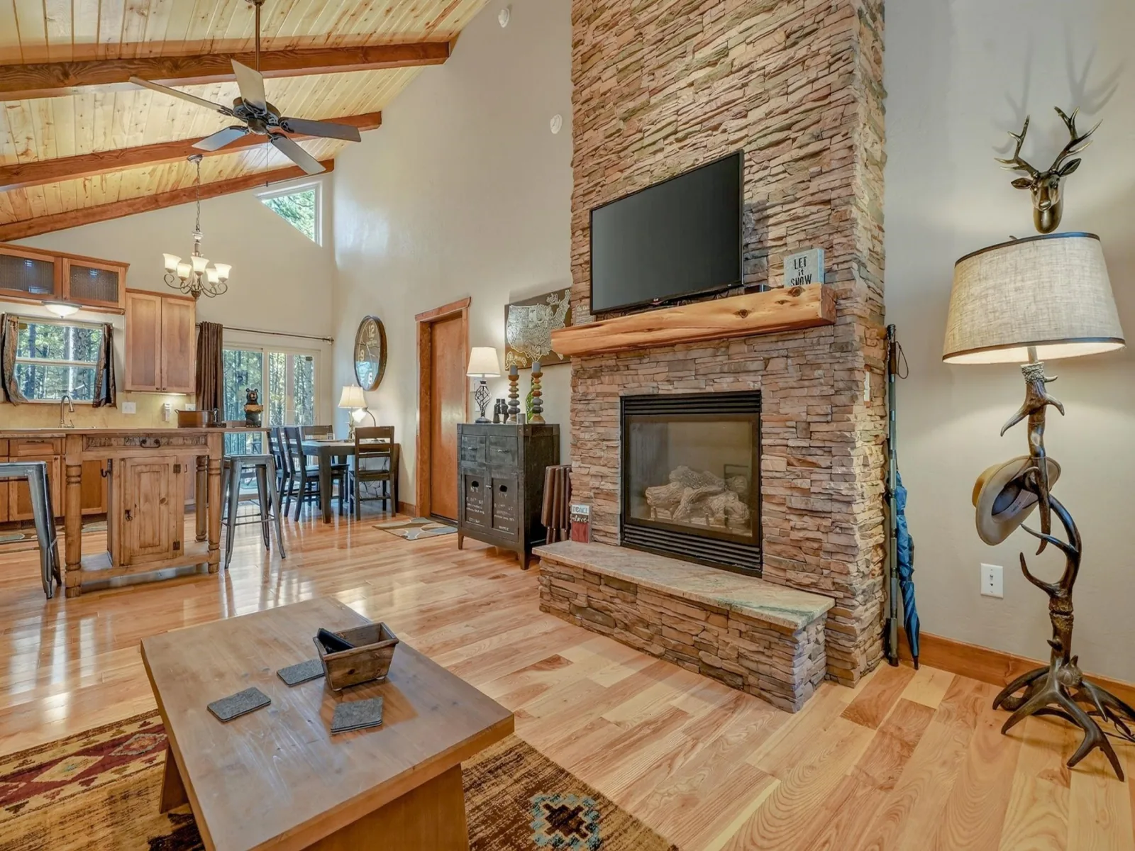 53 Pine Valley Dr