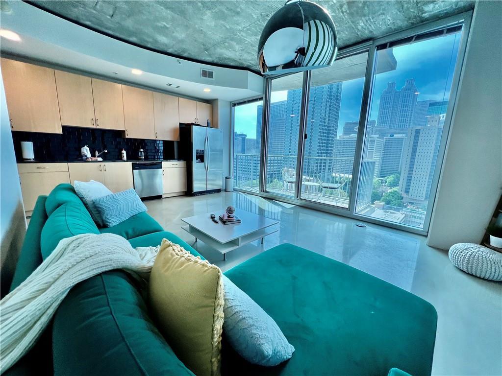 MLS #7032633 image #0