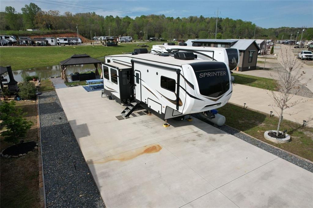 MLS #7569381 image #0