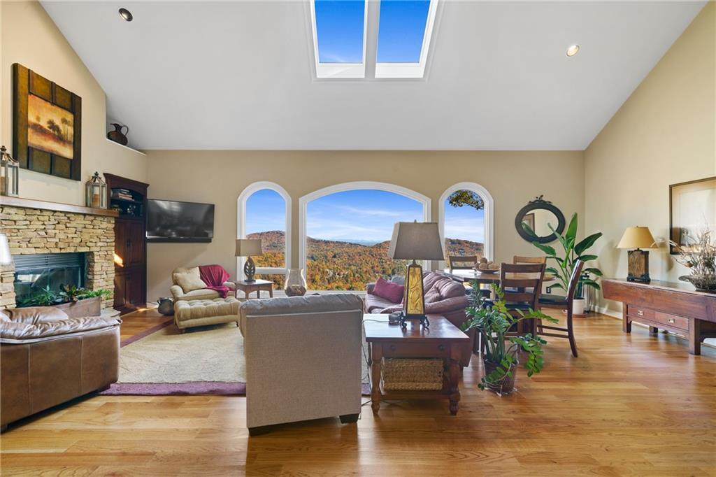 MLS #7577007 image #0