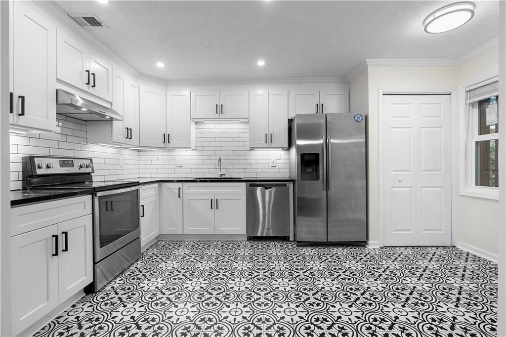 MLS #7669809 image #0