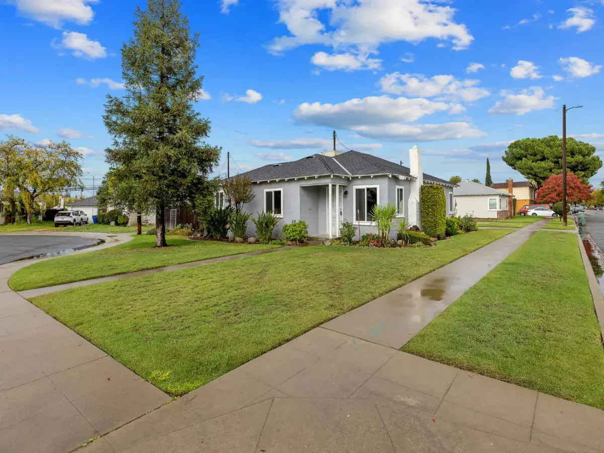 3021 E Simpson Avenue Fresno CA 93703 MLS #640134 – Premier Plus Real ...