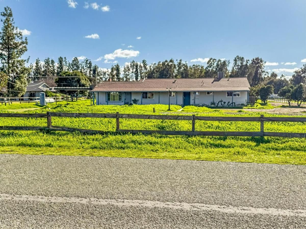 MLS #641944 image #0