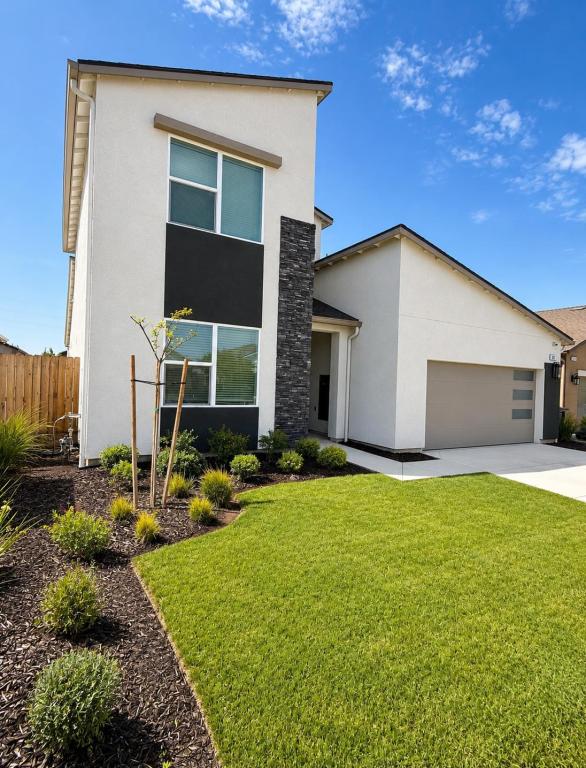 MLS #647785 image #0