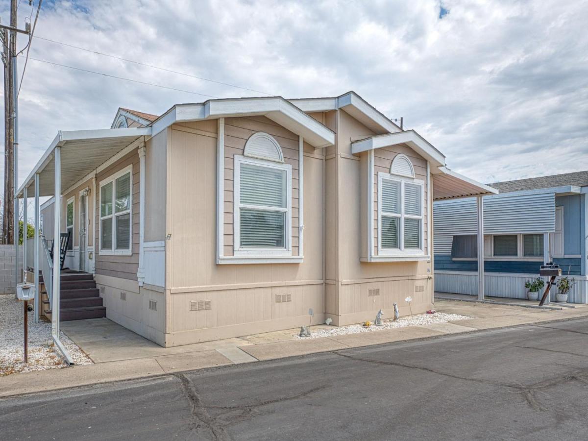 MLS #652780 image #0