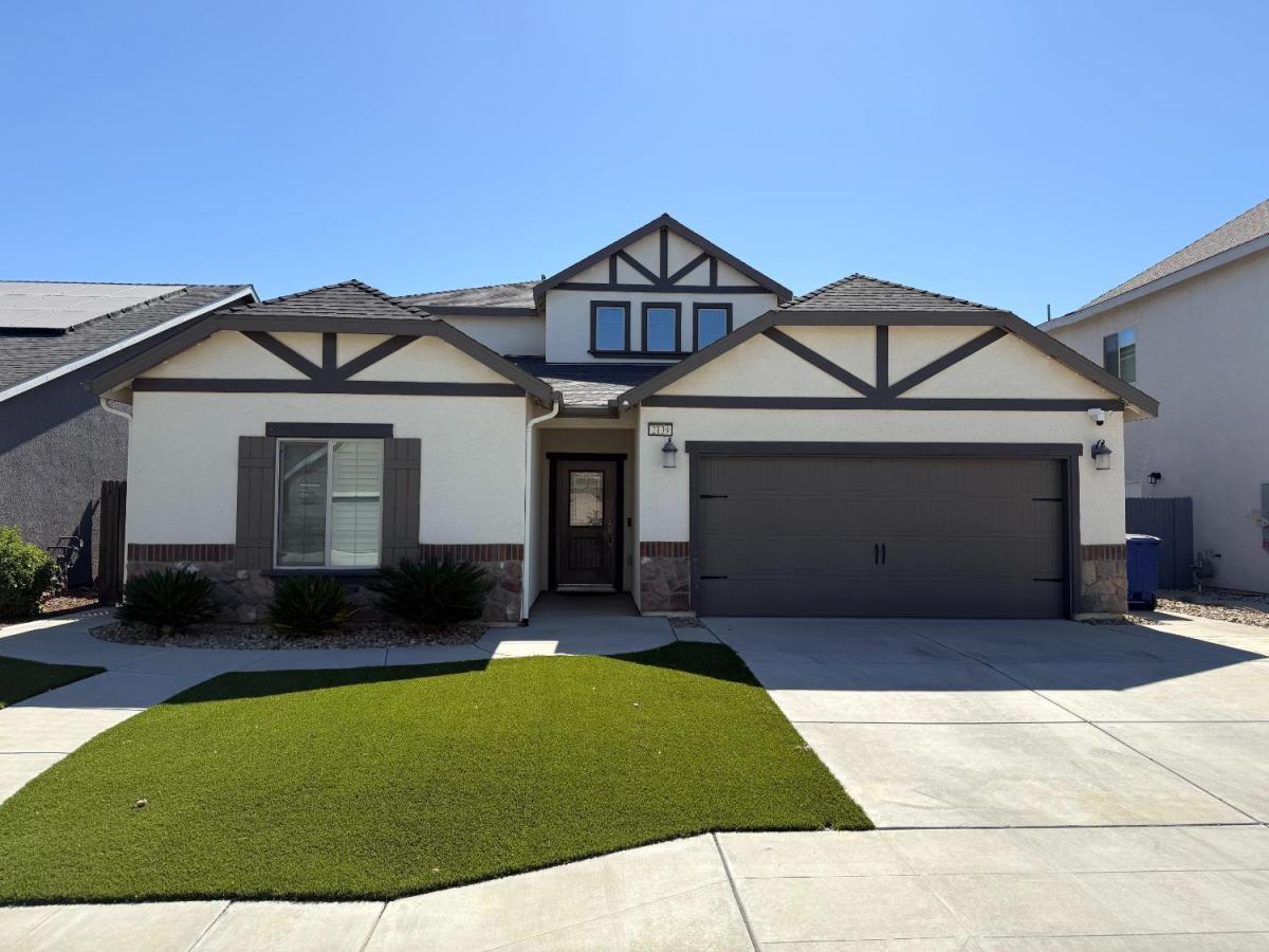 MLS #652916 image #0