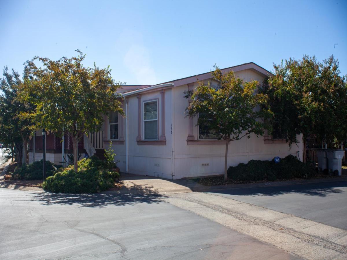 MLS #657076 image #0