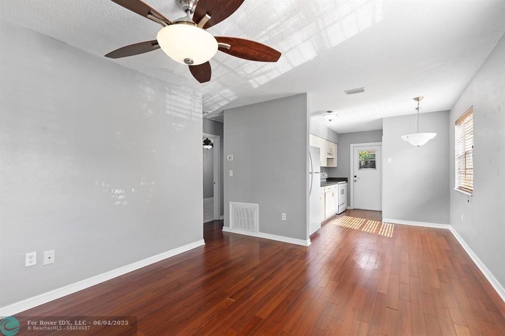 MLS #F10411519 image #0