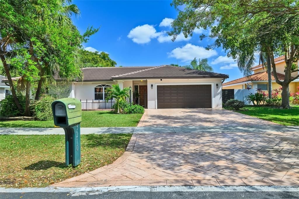 MLS #F10463062 image #0