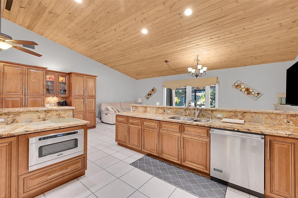 MLS #F10484003 image #0