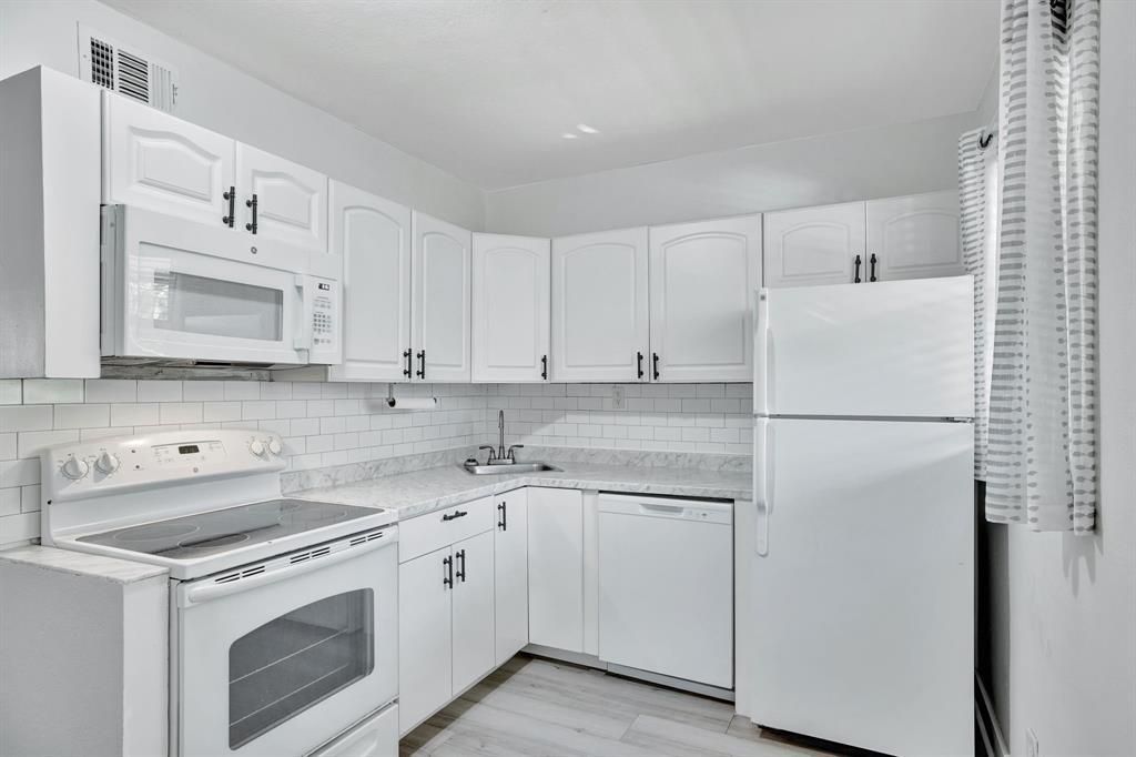 MLS #F10488084 image #0