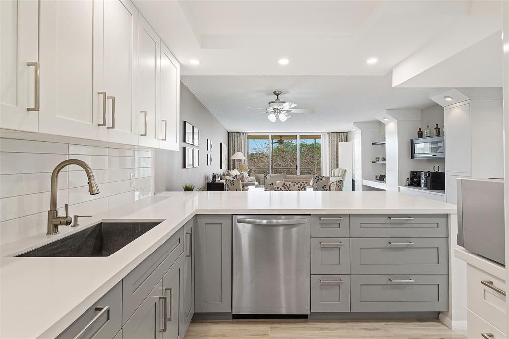 MLS #F10490305 image #0