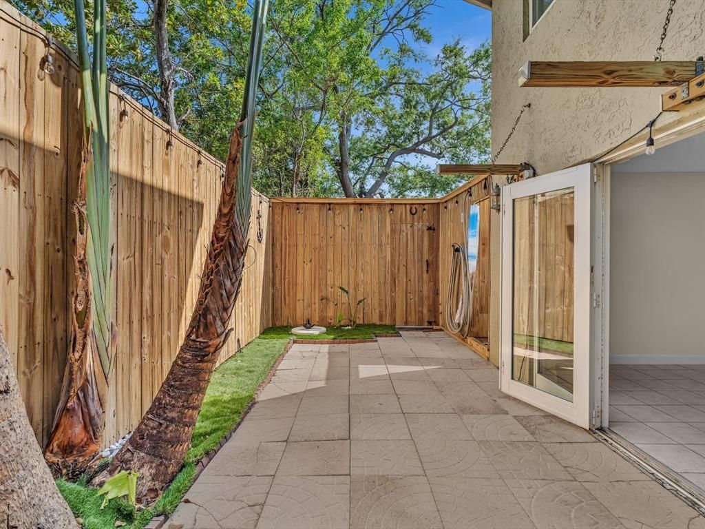 MLS #F10491631 image #0