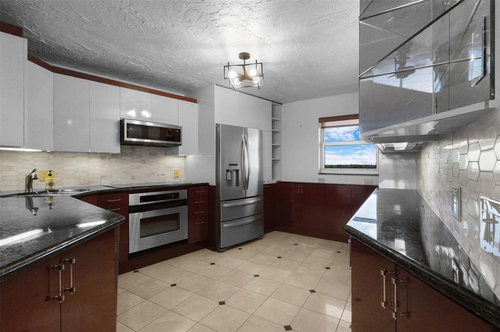 MLS #F10492618 image #0