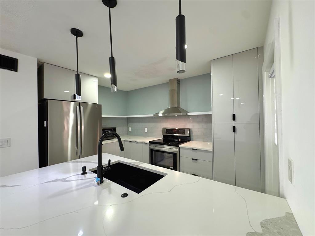 MLS #F10493763 image #0