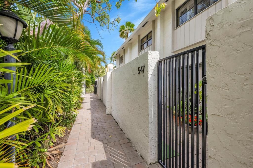 MLS #F10493858 image #0