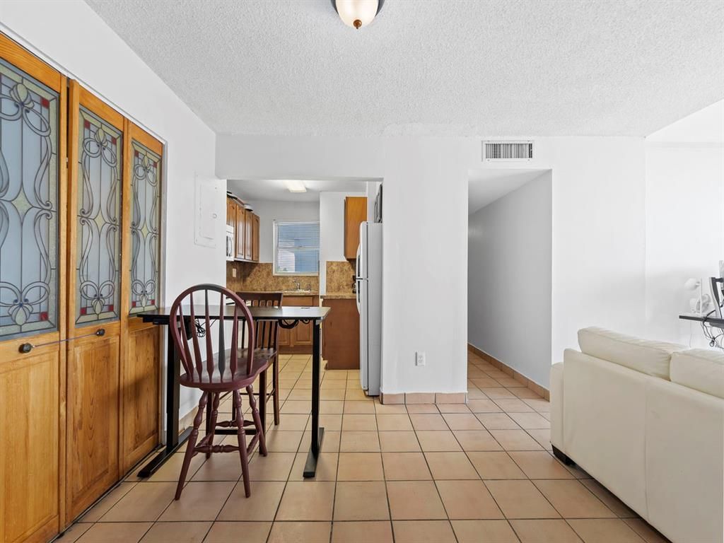 MLS #F10496881 image #0