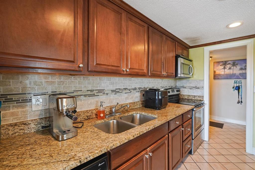 MLS #F10500890 image #0