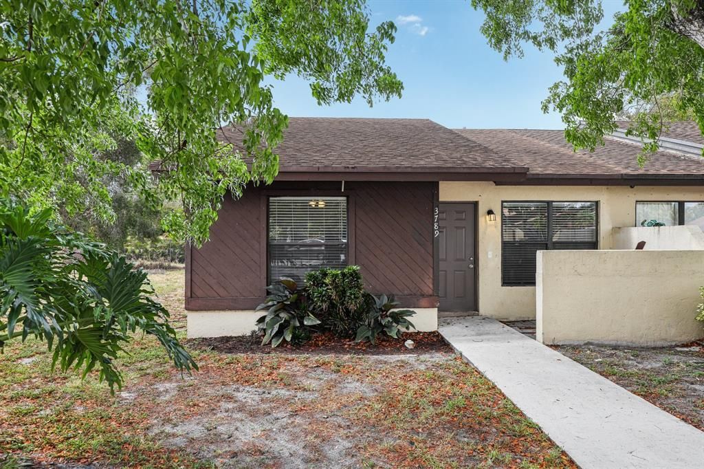 MLS #F10502307 image #0