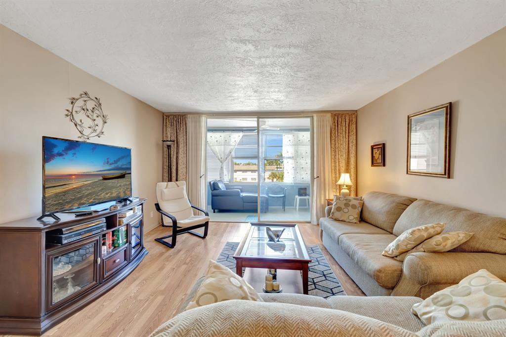 MLS #F10503553 image #0