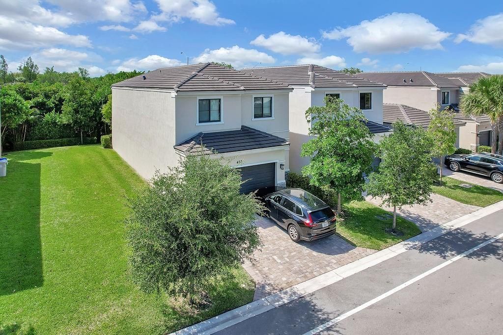 MLS #F10503787 image #0