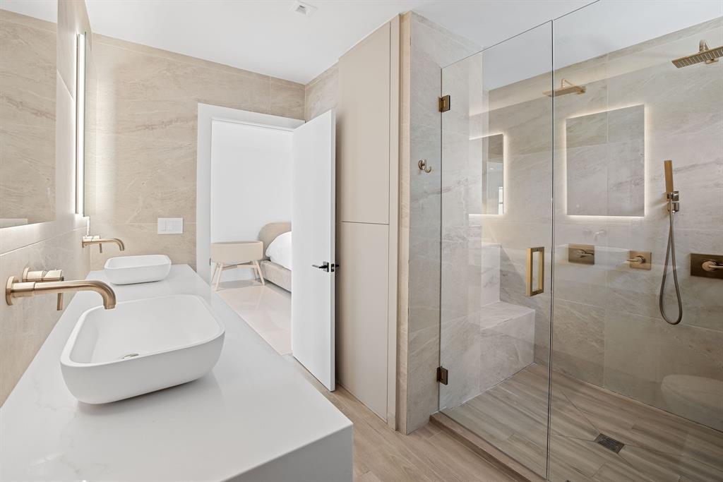 MLS #F10504508 image #0