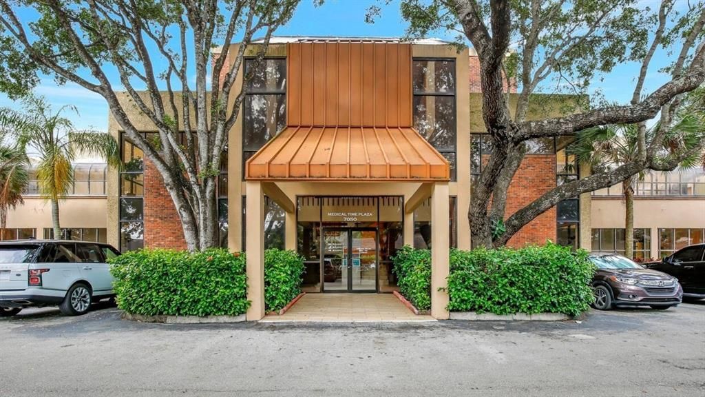 MLS #F10506896 image #0