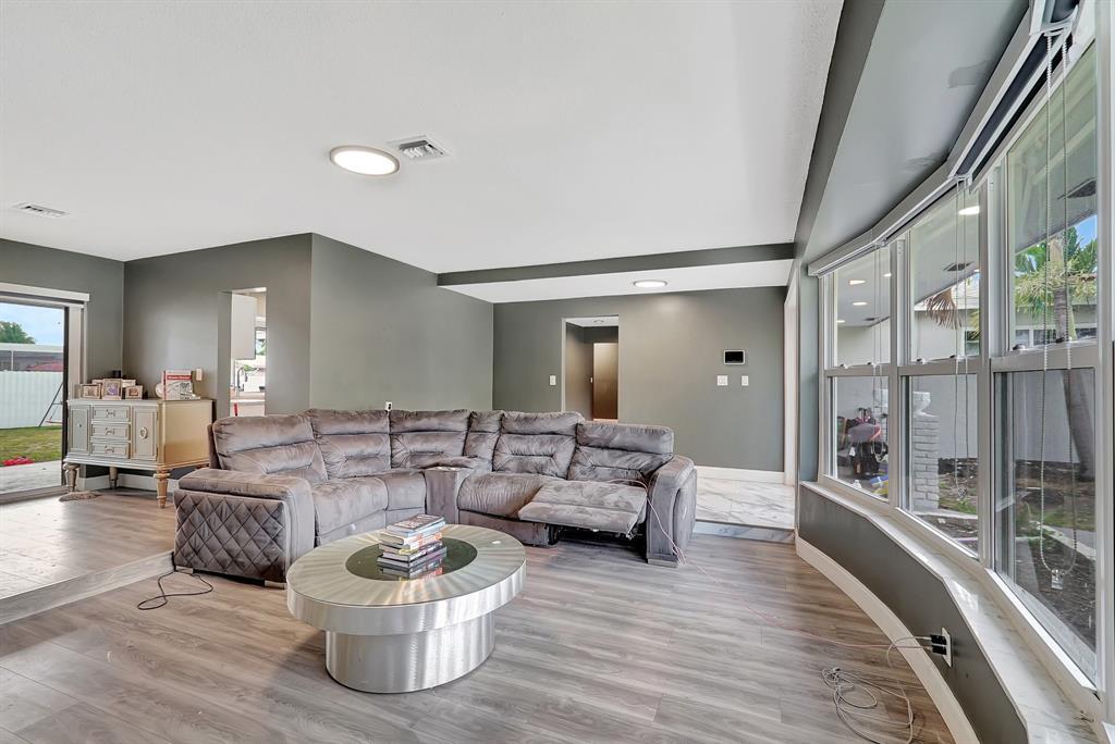 MLS #F10507927 image #0