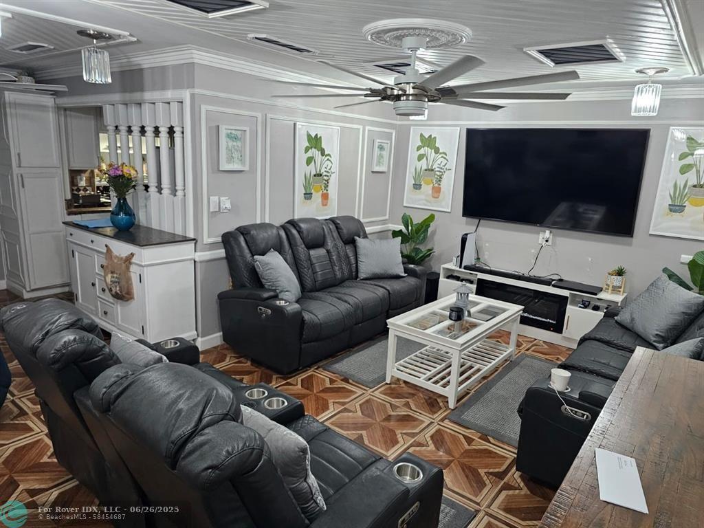 MLS #F10511059 image #0