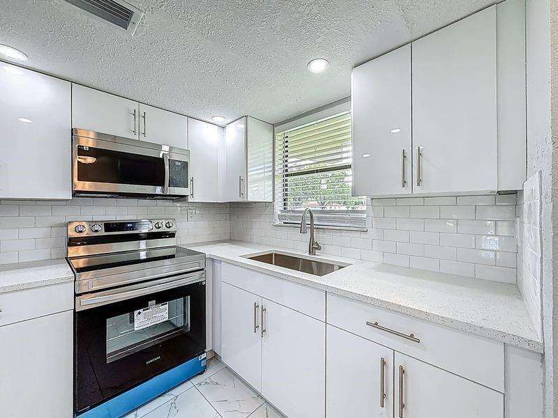 MLS #F10513419 image #0