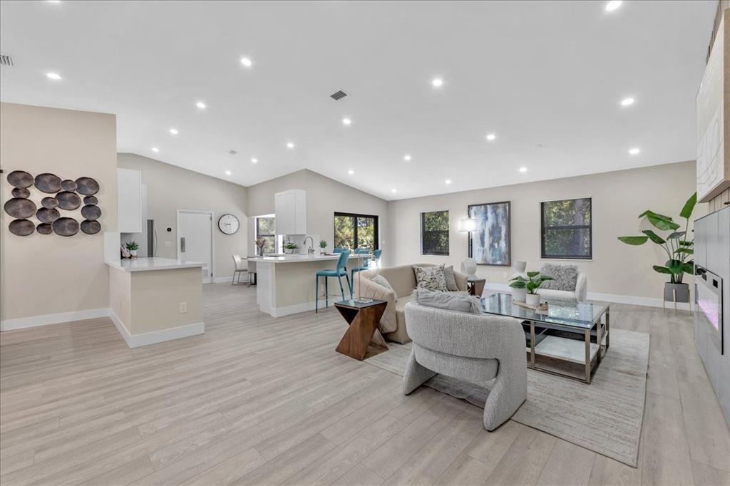 MLS #F10517996 image #0