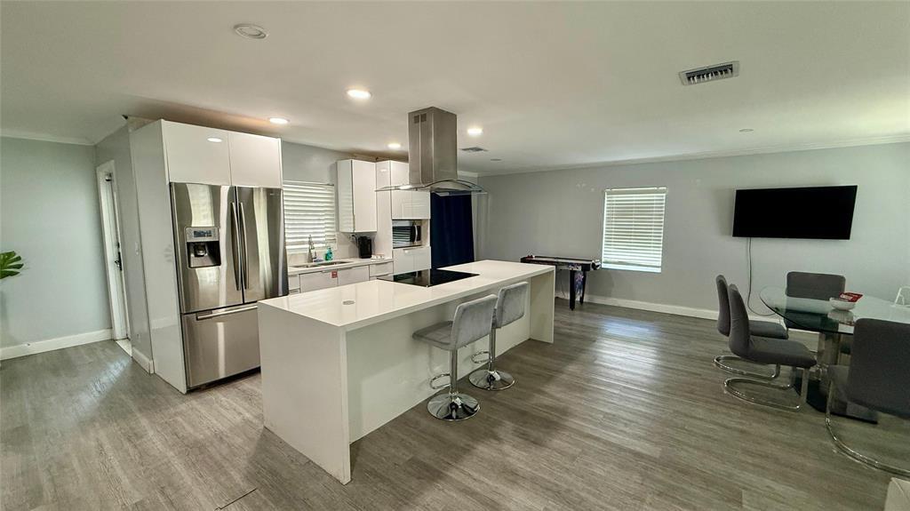 MLS #F10520281 image #0