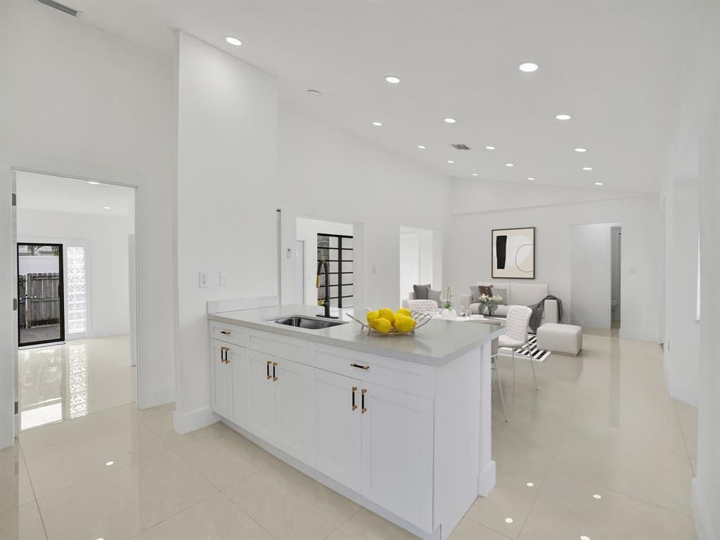 MLS #F10521436 image #0