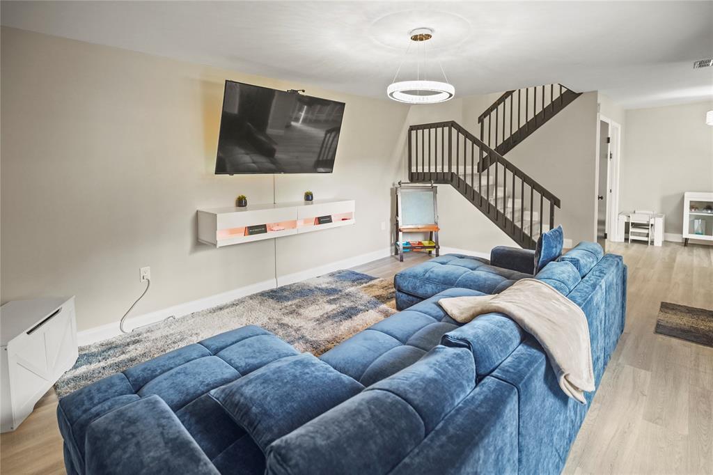 MLS #F10523764 image #0