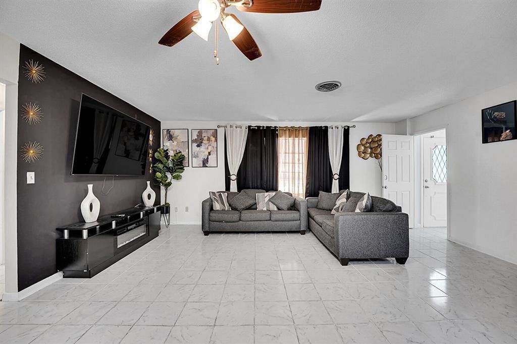 MLS #F10523789 image #0