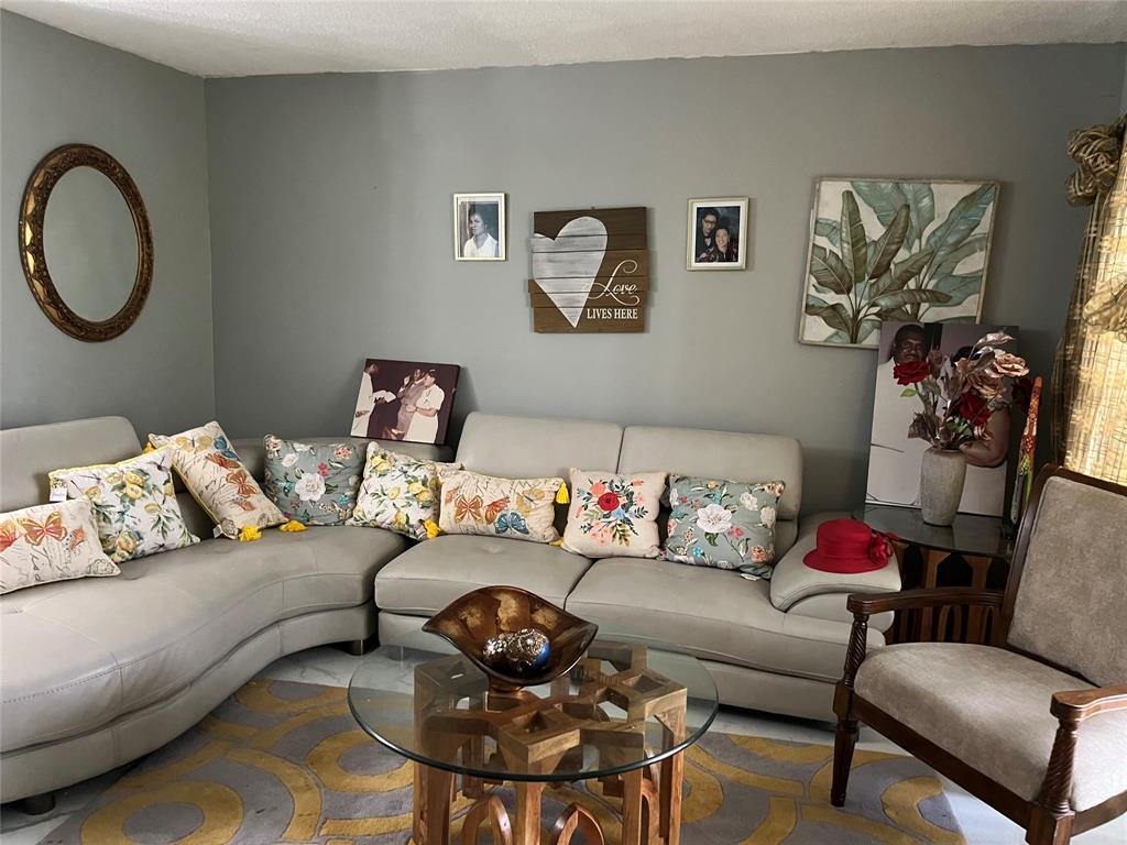 MLS #F10524168 image #0