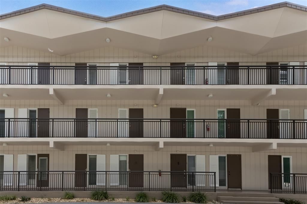 MLS #F10525182 image #0