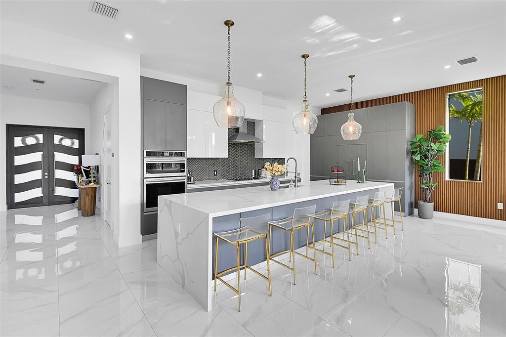 MLS #F10529351 image #0