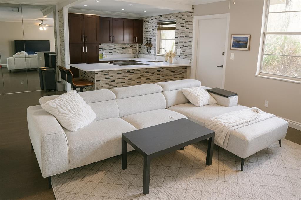 MLS #F10529828 image #0